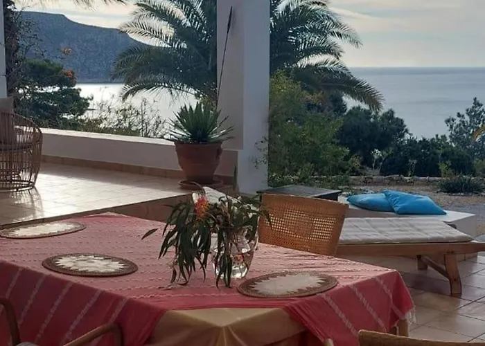Tranquil Villa With Sea View In Ammopi Karpathos