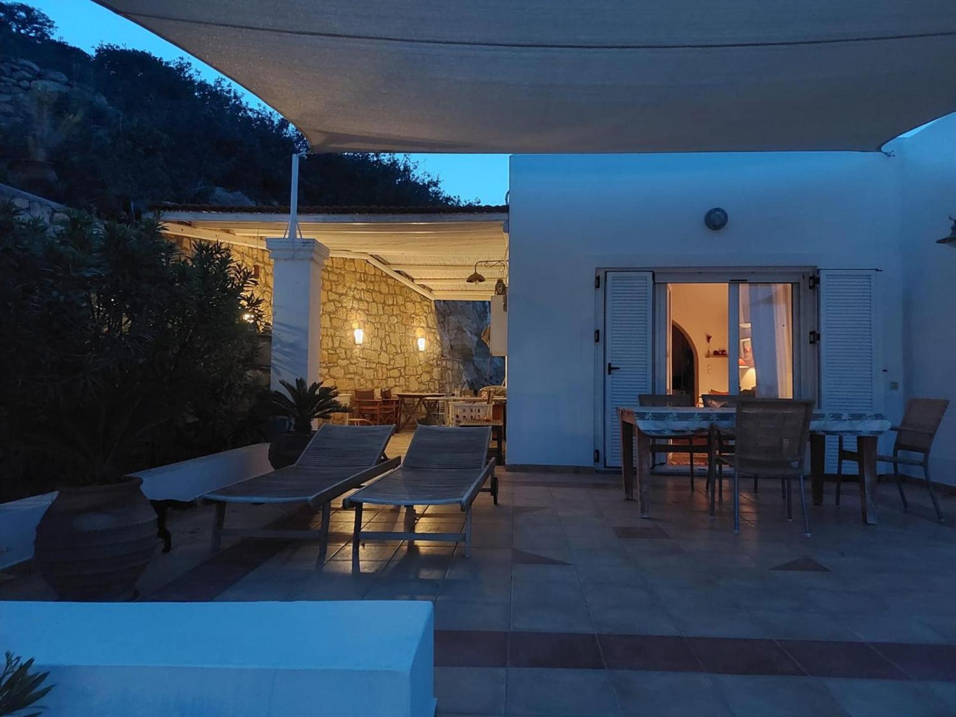 Holiday home Tranquil With Sea View In Ammopi Karpathos *